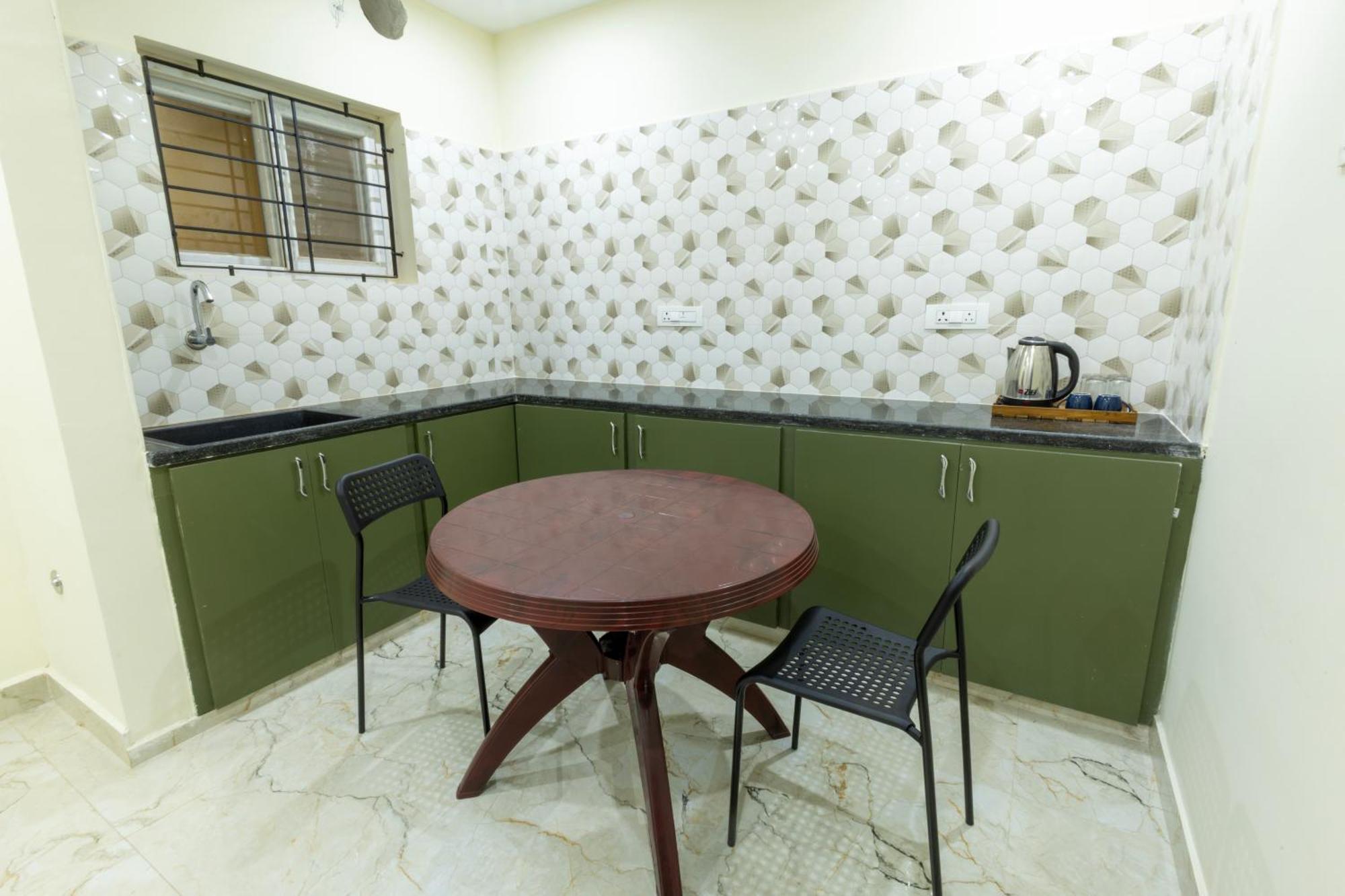 Olive Nest- Tirupati Bus Stand- 300 Meters, Railway Station- 400 Meters Hotel Luaran gambar