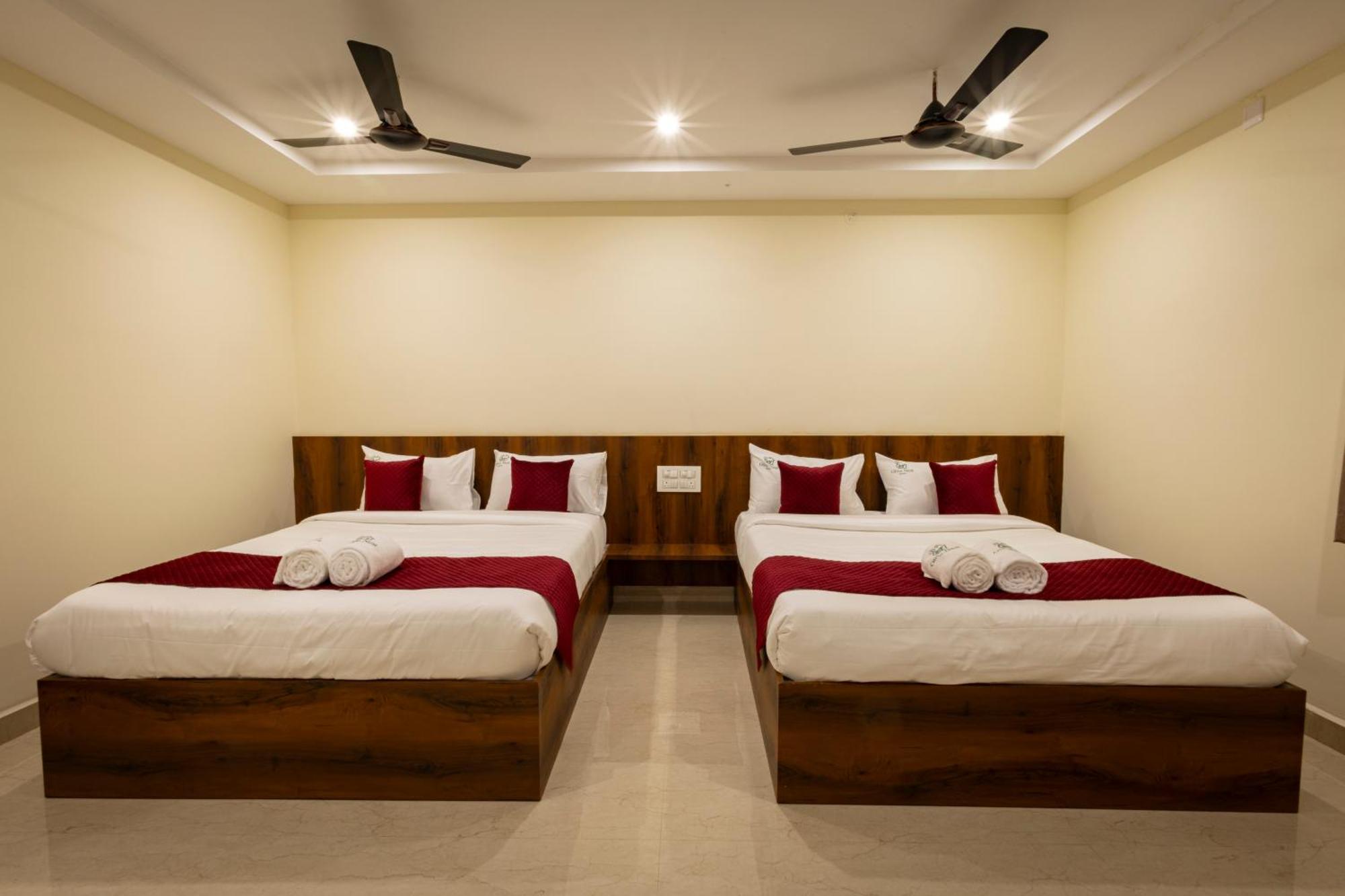 Olive Nest- Tirupati Bus Stand- 300 Meters, Railway Station- 400 Meters Hotel Luaran gambar